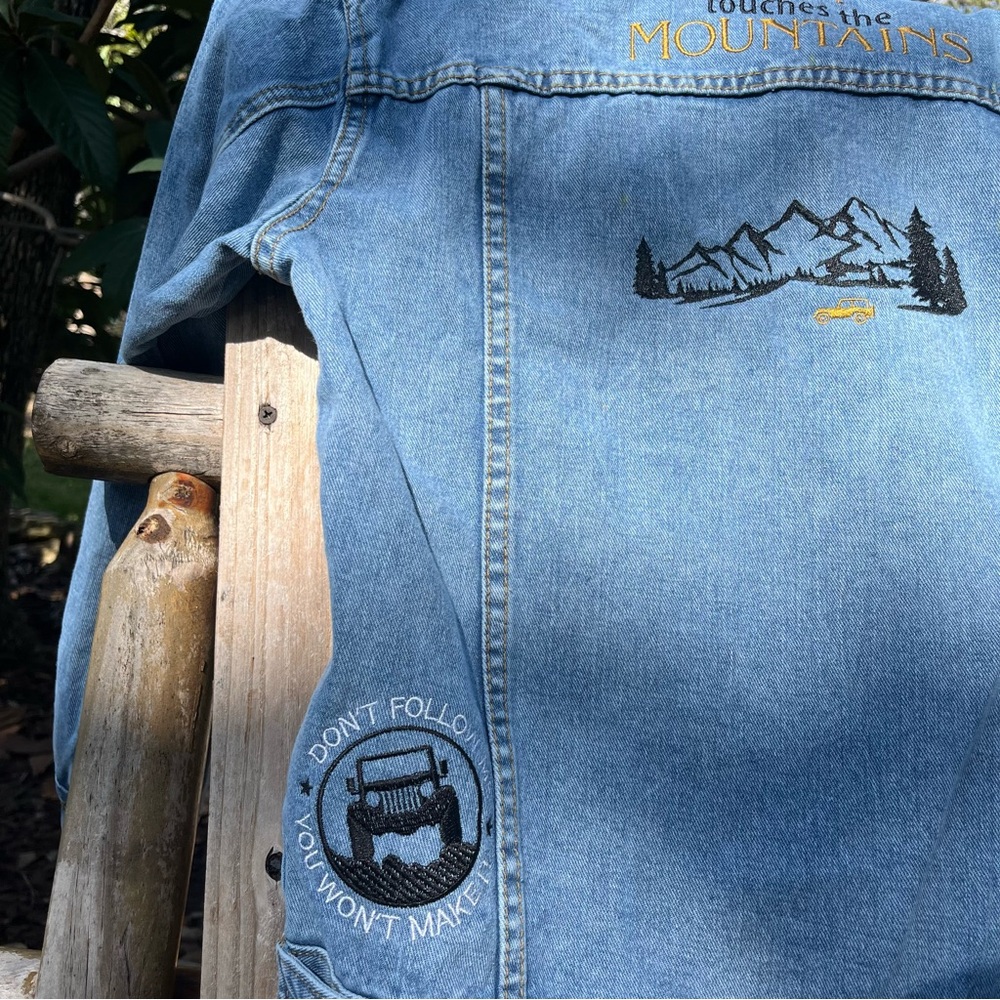 Custom Jeep jacket - Picture 2 of 9